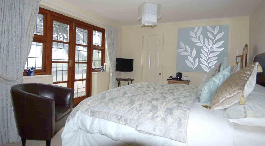 Cleavers Lyng 16Th Century Country House Herstmonceux Room photo